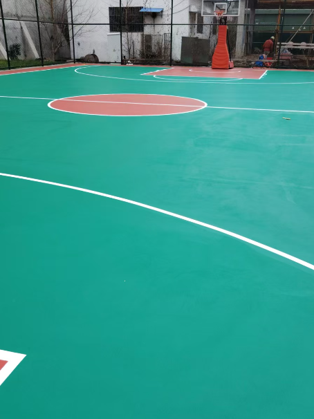 莒县 球场长期使用易出现地面开裂